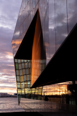 Island, Reykjavík, Konzerthaus Harpa